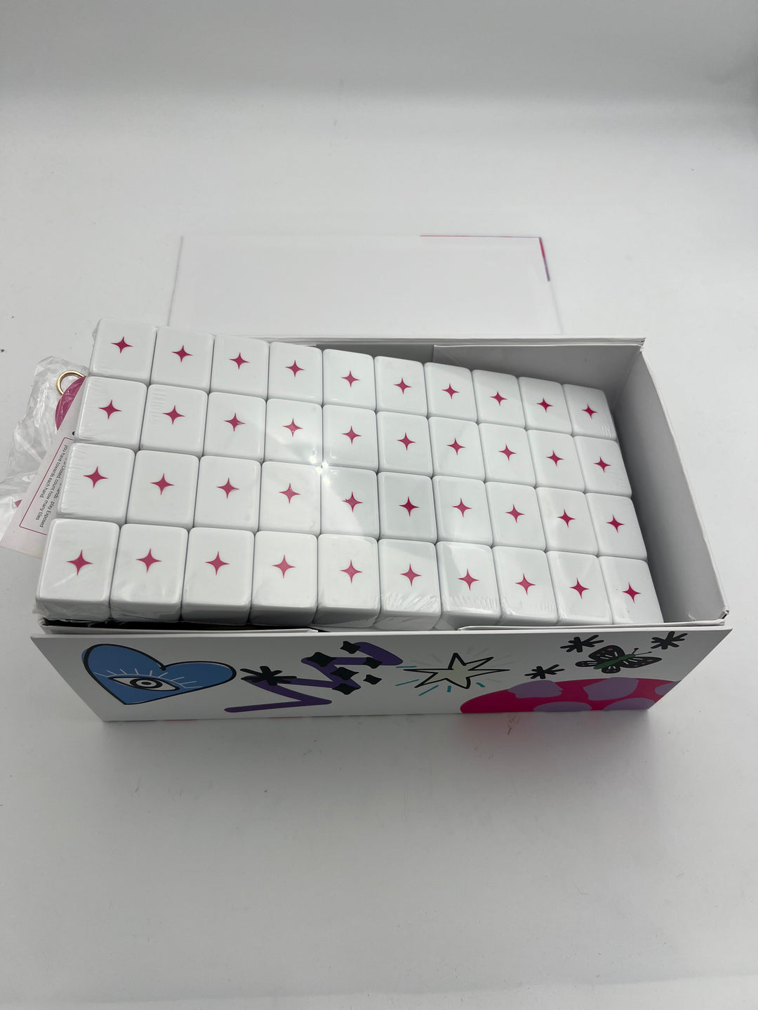 ODD LOTS LESS THAN PERFECT - LUCKY CHARMS XL MEGA BRIGHT WHITE IN BOX NO TILE BAG