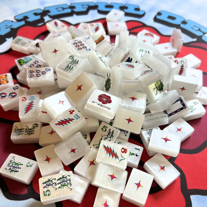 Grateful Dead x Bespoke Mahjong Travel Tiles Kit - COSMIC WHITE PEARL